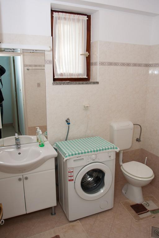 Apartments Silvia Πόρετς Εξωτερικό φωτογραφία