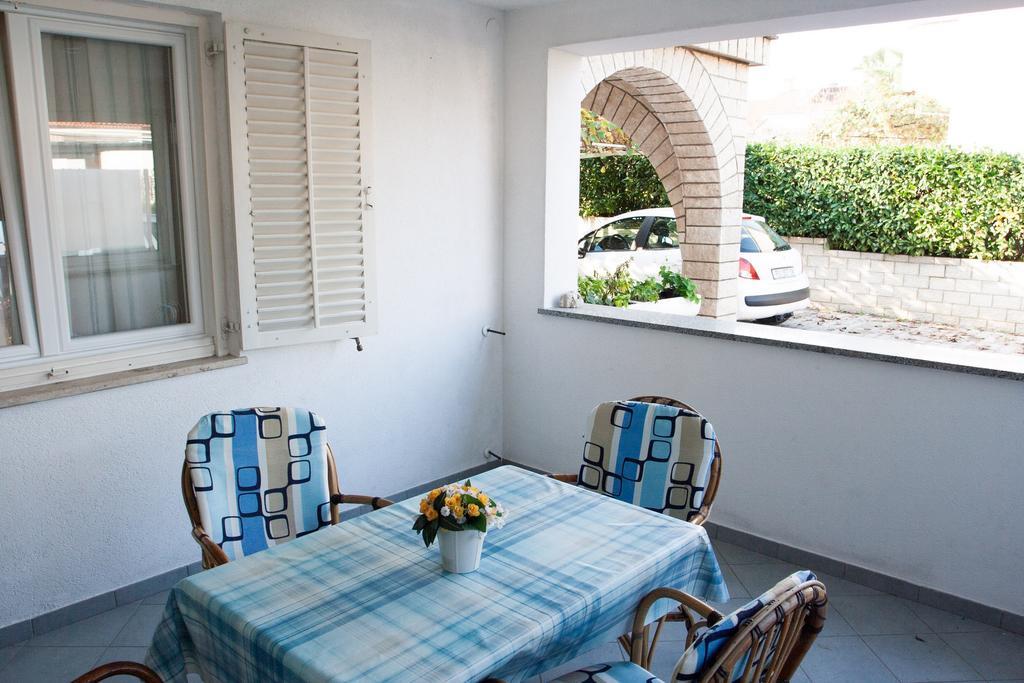 Apartments Silvia Πόρετς Εξωτερικό φωτογραφία