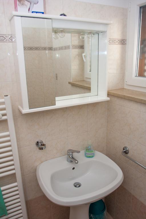 Apartments Silvia Πόρετς Εξωτερικό φωτογραφία