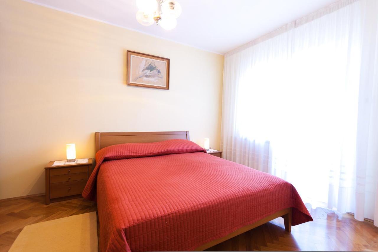 Apartments Silvia Πόρετς Εξωτερικό φωτογραφία